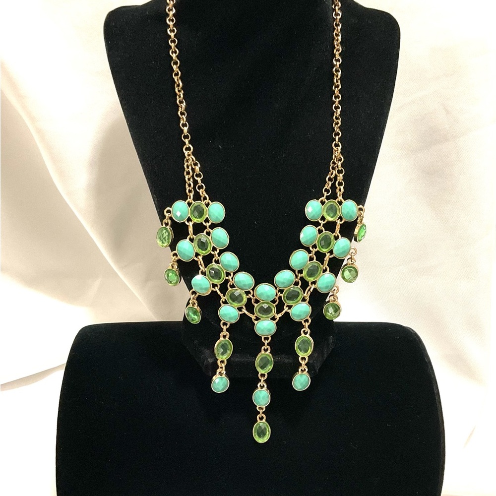 Green Cabochon Bib Necklace (1970’s or 1980’s)